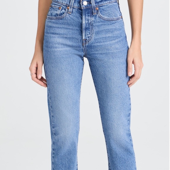 Levi's Wedgie Straight Jeans - Picture 8 of 13